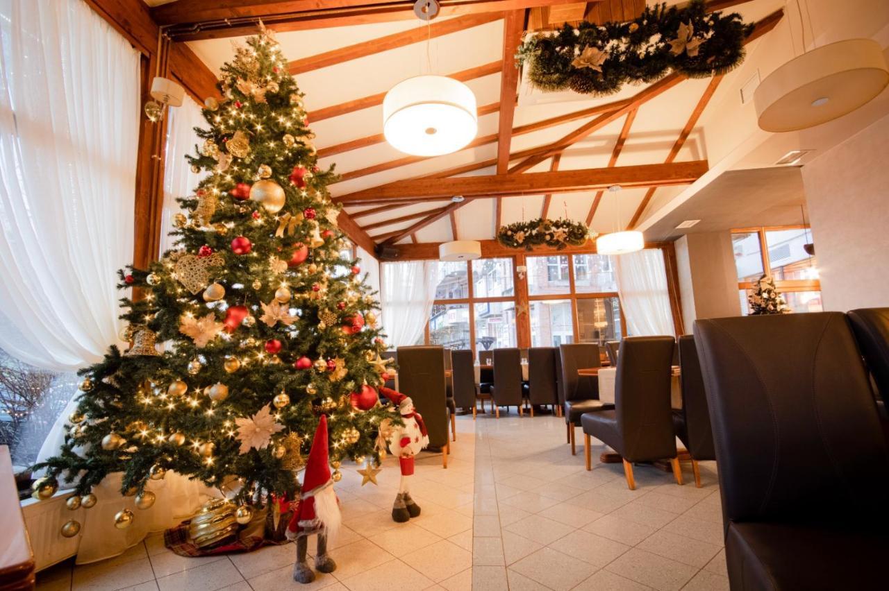 Restaurant Pensiune Bucovina Câmpulung Moldovenesc Exterior foto